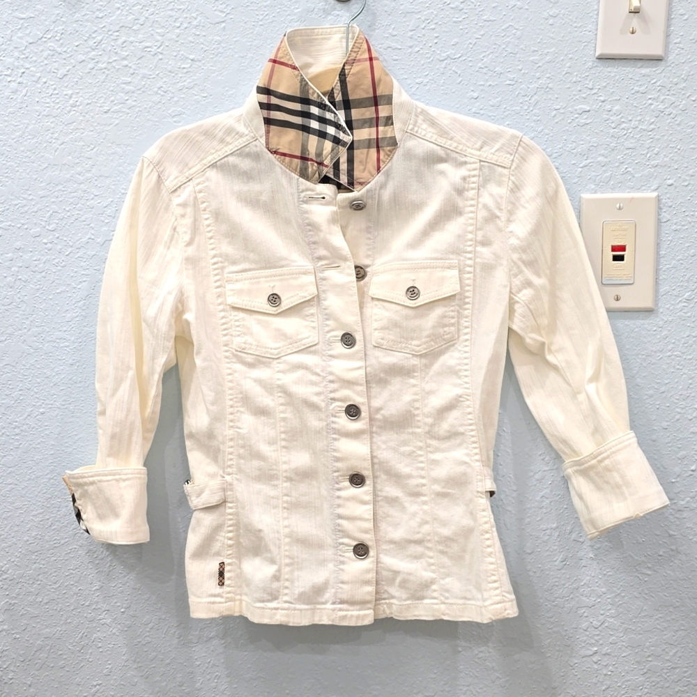 SOLD-Authentic Burberry Jeans Jacket size 38